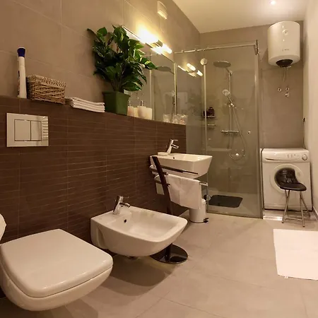 Bougainvillea Apartment