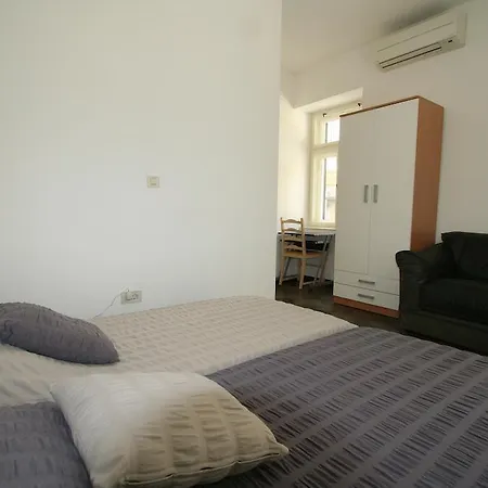 Bougainvillea Apartment Split